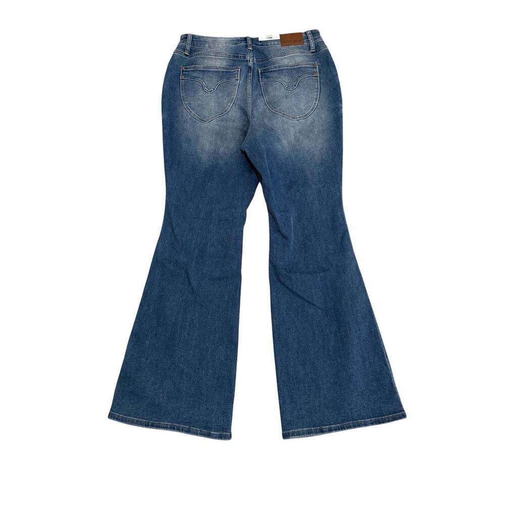 Judy Blue Medium Wash Flare Jeans - Picture 8 of 12